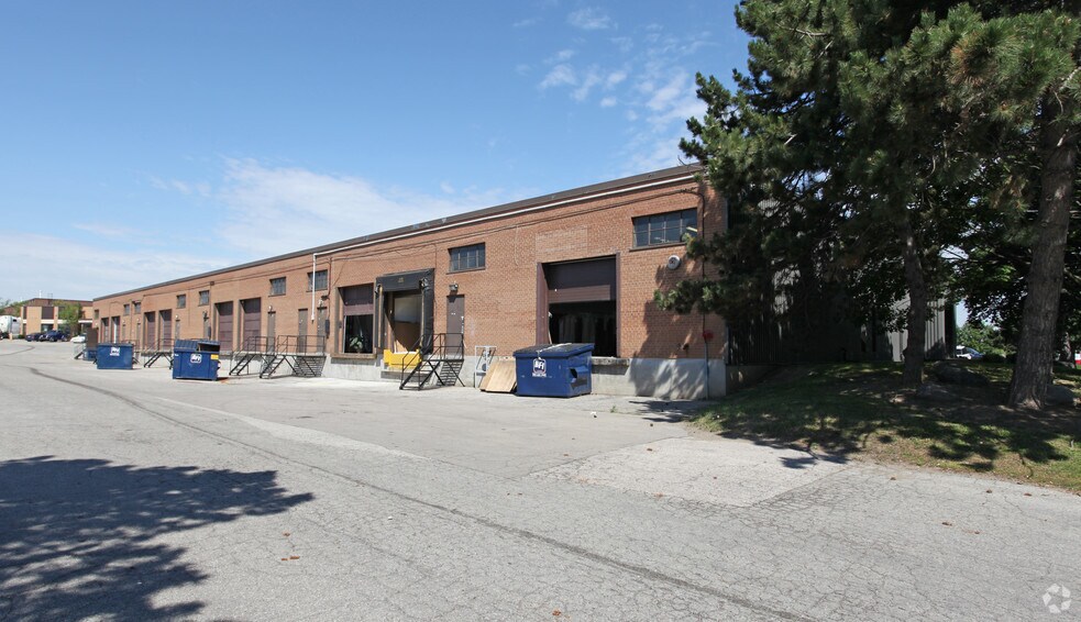 20 Magnetic Dr, Toronto, ON à louer - Photo du bâtiment - Image 2 de 2