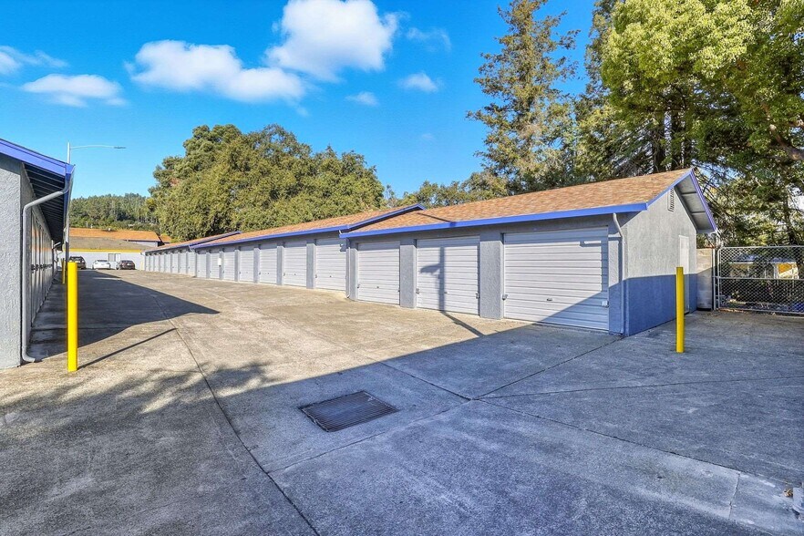 35 Industrial Dr, Cloverdale, CA à louer - Photo du bâtiment - Image 3 de 5