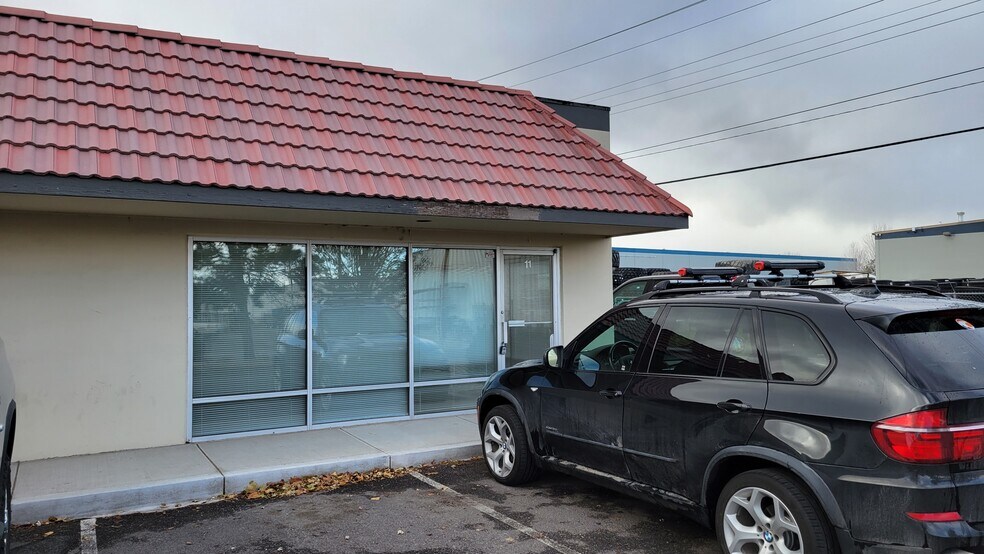 1220 E Greg St, Sparks, NV à louer - Photo du bâtiment - Image 3 de 10