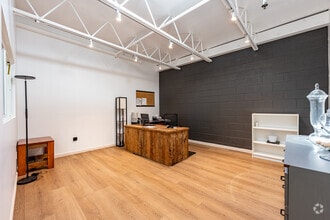 3014-3018 N Coolidge Ave, Los Angeles, CA for sale Interior Photo- Image 2 of 4