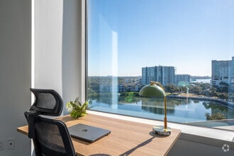 3031 N Rocky Point Dr W, Tampa, FL à louer Photo intérieure- Image 2 de 2