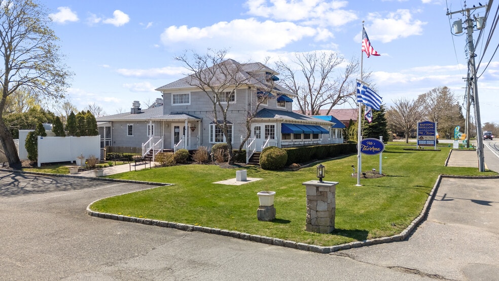 3225 Sound Ave, Riverhead, NY for sale - Building Photo - Image 2 of 62
