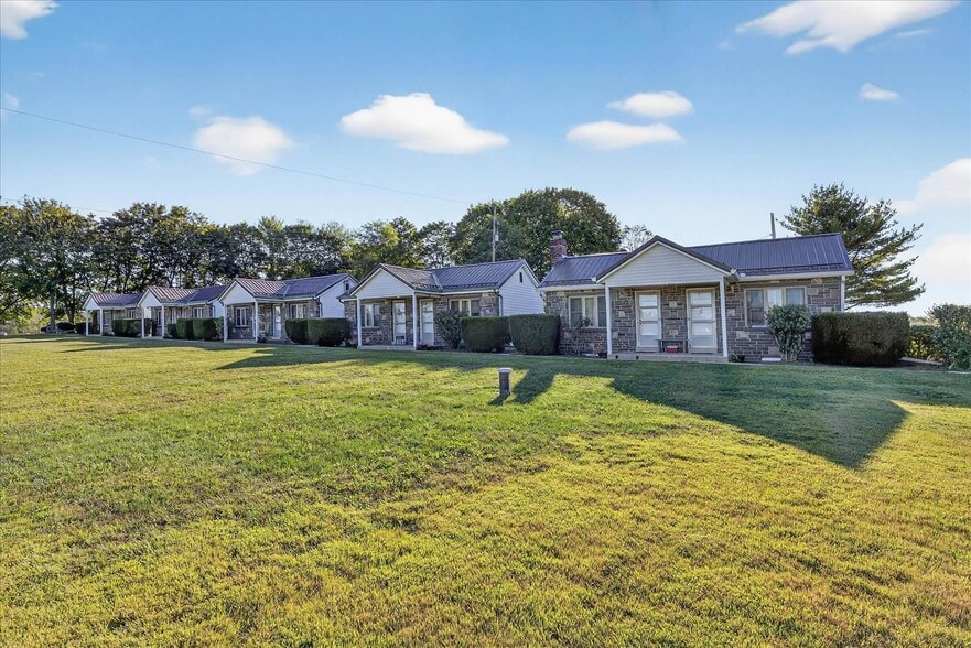 9097 Allentown Blvd, Grantville, PA for sale - Building Photo - Image 2 of 37