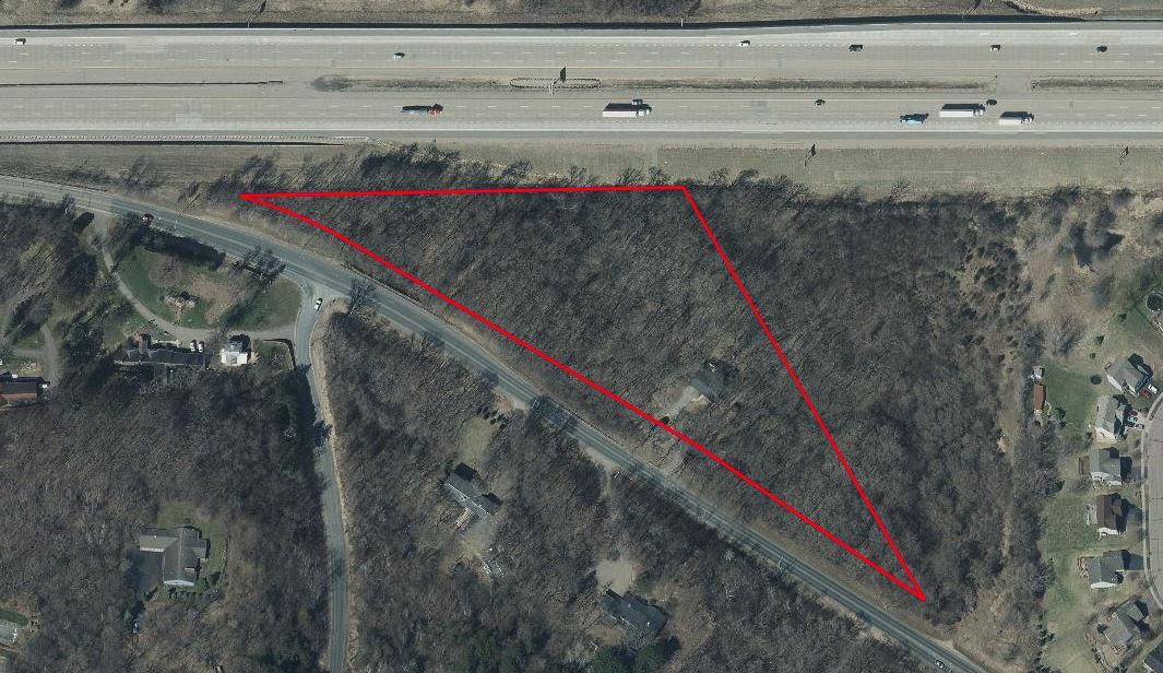 464 Stageline Rd, Hudson, WI for sale Primary Photo- Image 1 of 2