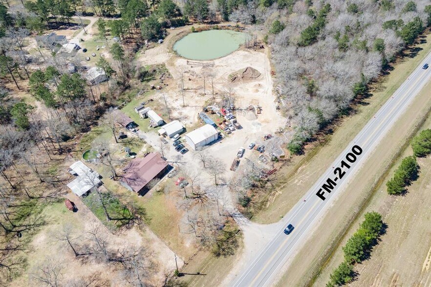 27811 Fm 2100 Rd, Huffman, TX à vendre - Photo du bâtiment - Image 2 de 12