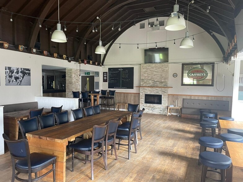 32 Hughenden Rd, Glasgow for lease - Building Photo - Image 2 of 14