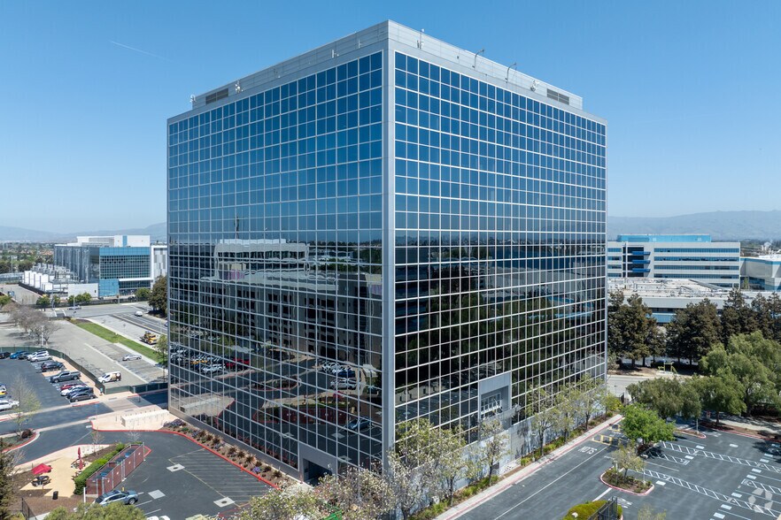 2350 Mission College Blvd, Santa Clara, CA à louer - Photo principale - Image 1 de 27