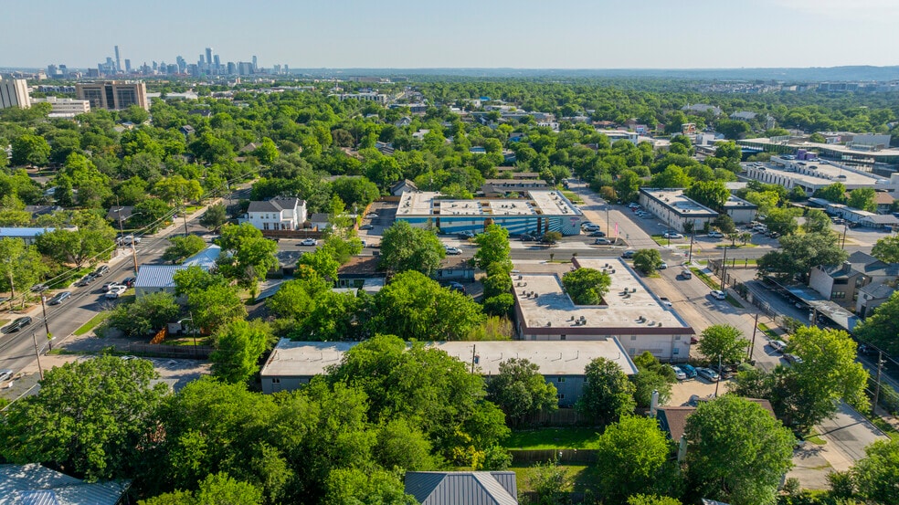 1406 North Loop Blvd W, Austin, TX for sale - Building Photo - Image 3 of 4