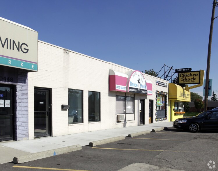 30414-30420 Woodward Ave, Royal Oak, MI à vendre - Photo du bâtiment - Image 2 de 2