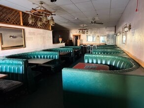 1000-1044 E Avenue K, Lancaster, CA à louer Photo intérieure- Image 2 de 4