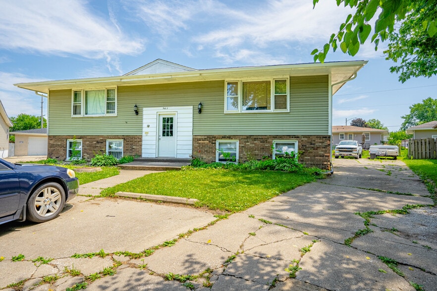 5107 W 77th Ct, Schererville, IN for sale - Building Photo - Image 2 of 7