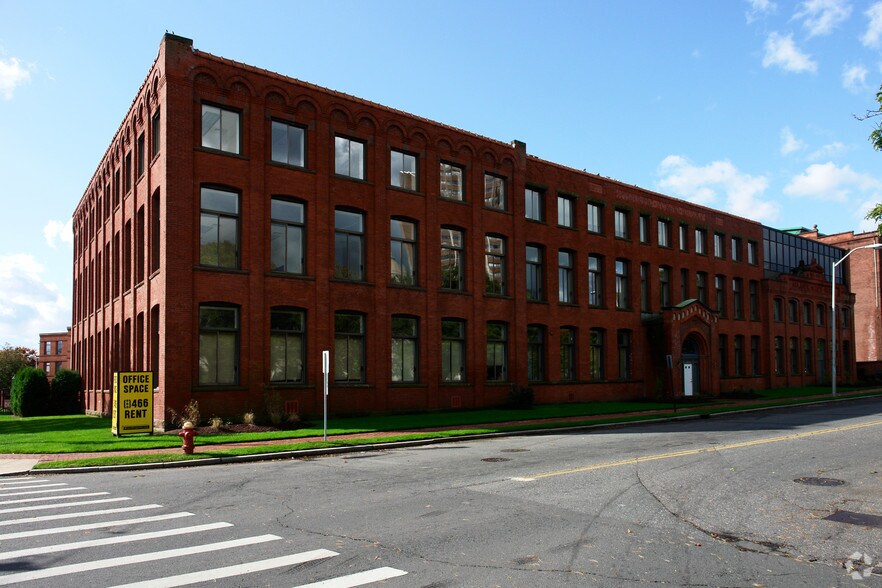 75 Charter Oak Ave, Hartford, CT for lease - Building Photo - Image 3 of 6