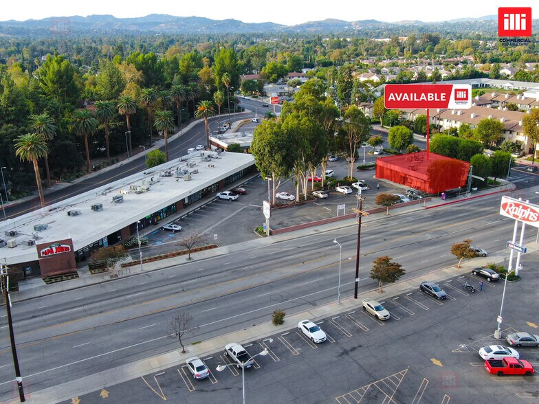 7138 Shoup Ave, Canoga Park, CA à louer - Photo du bâtiment - Image 2 de 9