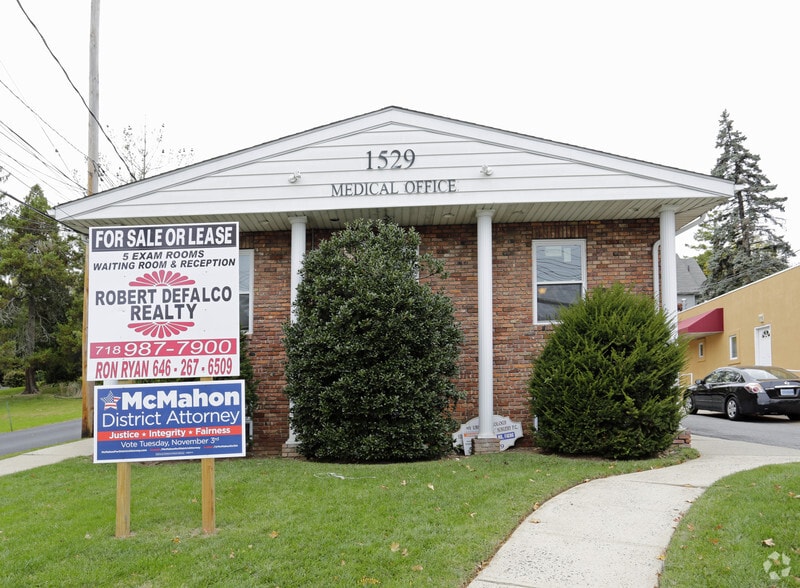 1529 Richmond Rd, Staten Island, NY à louer - Photo du bâtiment - Image 3 de 3