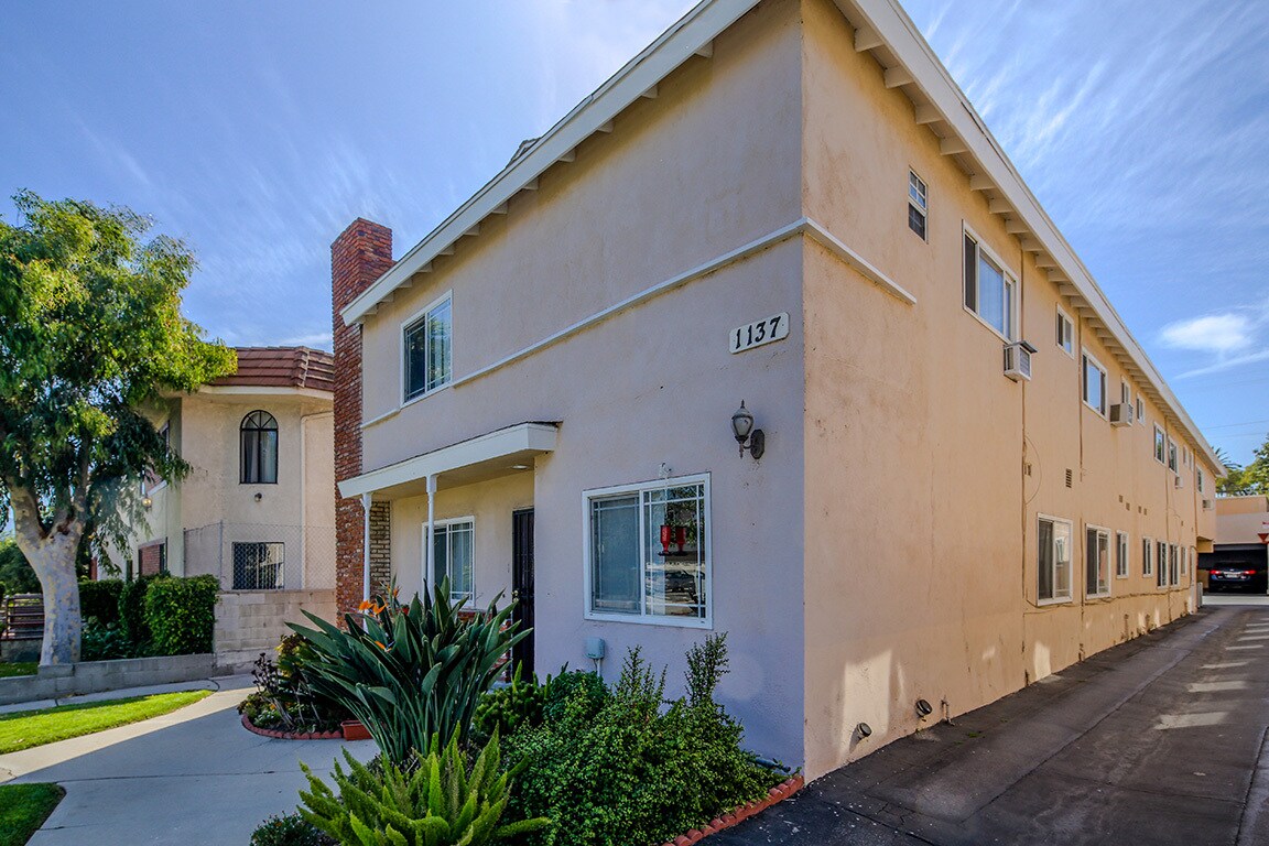 1137 Irving Ave, Glendale, CA à vendre Photo principale- Image 1 de 10