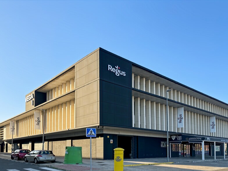 Calle Almutamid, 6, Camas, Sevilla à louer - Photo principale - Image 1 de 3