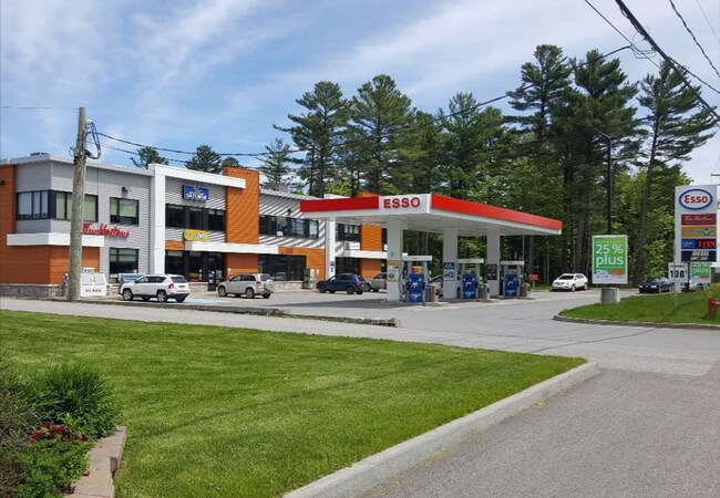 Plus de détails pour 220 Rue du Collège, Pont-rouge, QC - Bureau à louer