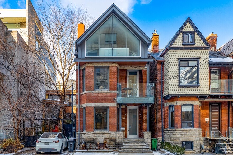 544 Richmond St W, Toronto, ON à vendre - Photo du bâtiment - Image 2 de 3