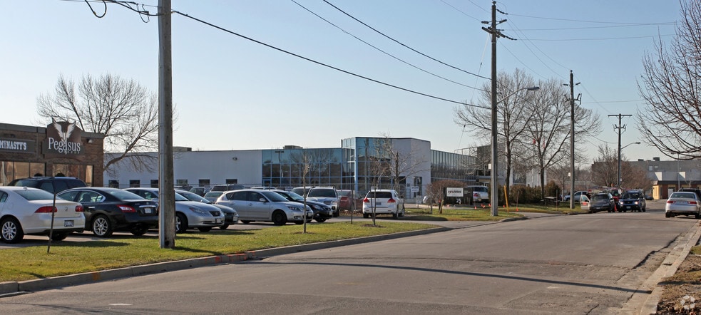 25 Dyas Rd, Toronto, ON for lease - Building Photo - Image 3 of 15