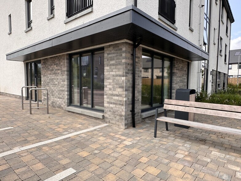 Adamson Av, Perth for lease - Building Photo - Image 2 of 15
