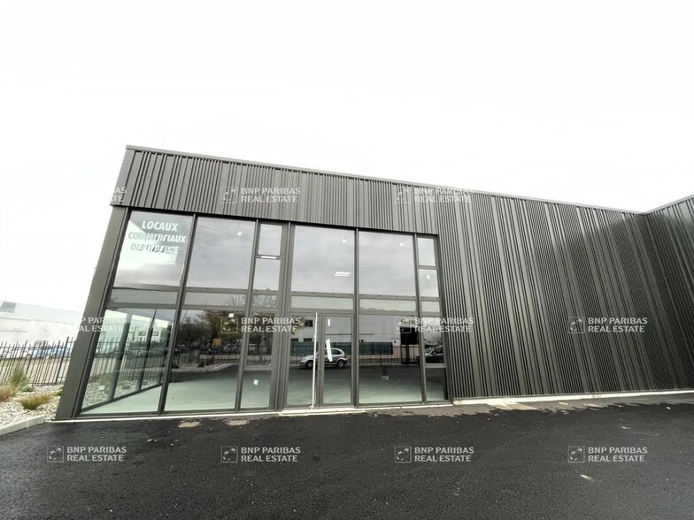 Office in Beauzelle for lease - Building Photo - Image 3 of 11