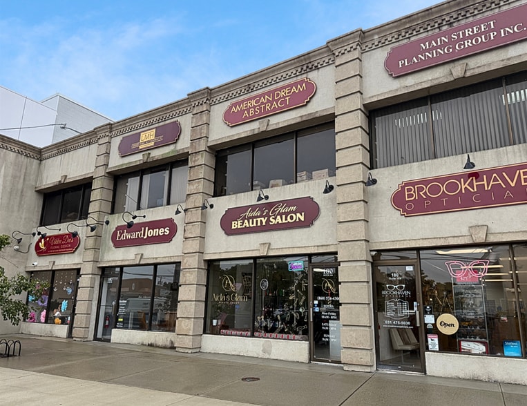 180 E Main St, Patchogue, NY for lease - Building Photo - Image 2 of 3