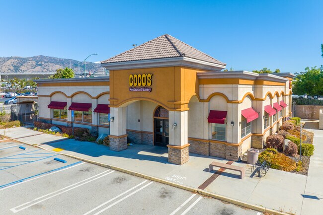 Plus de détails pour 1305 S Lone Hill Ave, Glendora, CA - Commerce de détail à louer