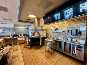 644 Migaldi Ln, Lansing, MI à louer Photo intérieure- Image 1 de 8