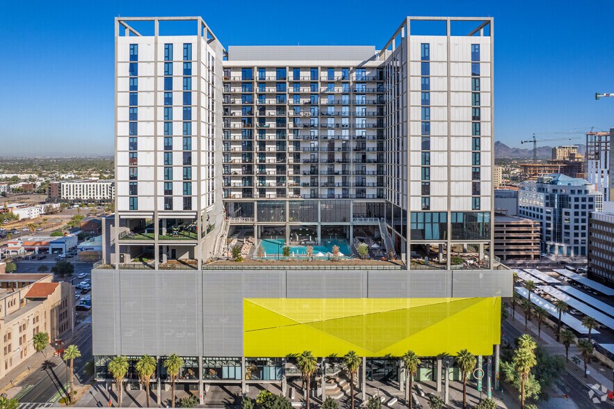 200 W Monroe St, Phoenix, AZ à louer - Photo du bâtiment - Image 1 de 22