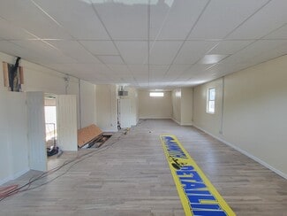 Plus de détails pour 49 Mammoth Rd, Lowell, MA - Bureau/Commerce de détail à louer