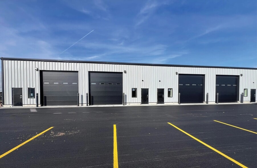 5465 Rammell Rd, Idaho Falls, ID à louer - Photo du bâtiment - Image 2 de 3