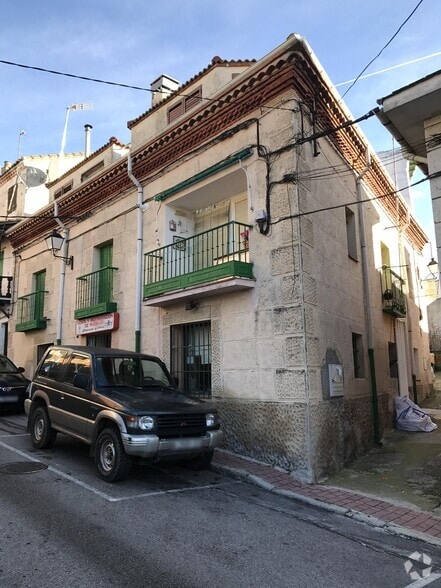 Calle Eusebio Guadalix, 41, Miraflores de la Sierra, Madrid for sale - Primary Photo - Image 1 of 4