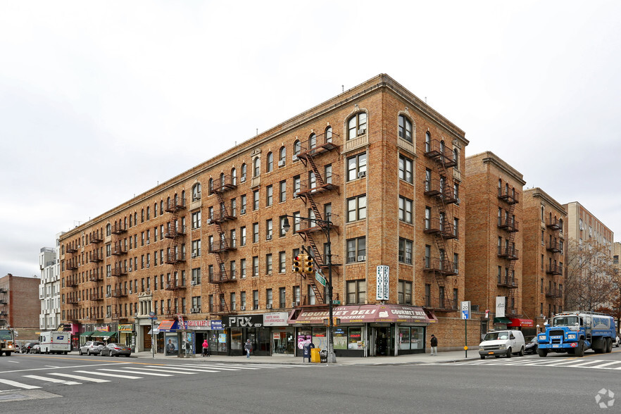 4861-4881 Broadway, New York, NY à louer - Photo principale - Image 1 de 7