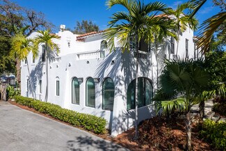 Plus de détails pour 445 NE 56th St, Miami, FL - Bureau à louer