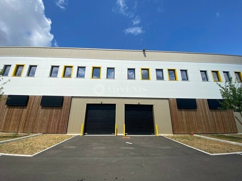 Flex dans Fresnes à louer - Photo du bâtiment - Image 3 de 11
