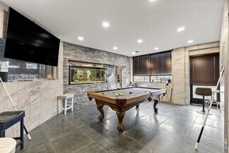 Plus de détails pour 8301 W Chicago, Detroit, MI - Flex à vendre