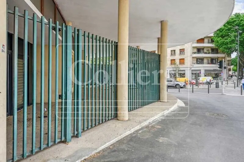 Bureau dans Marseille à louer - Hall d’entrée - Image 3 de 3