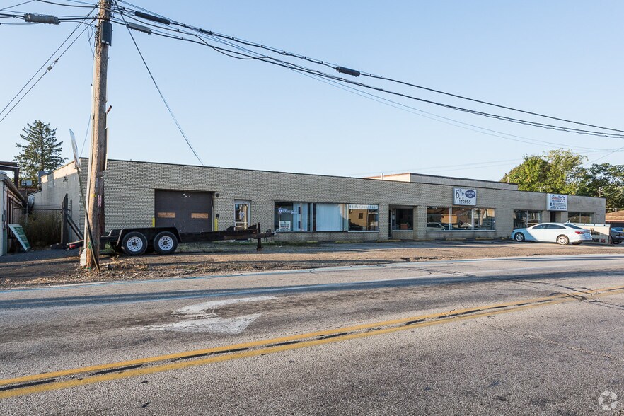 2508-2512 Triplett Blvd, Akron, OH à vendre - Photo principale - Image 1 de 2