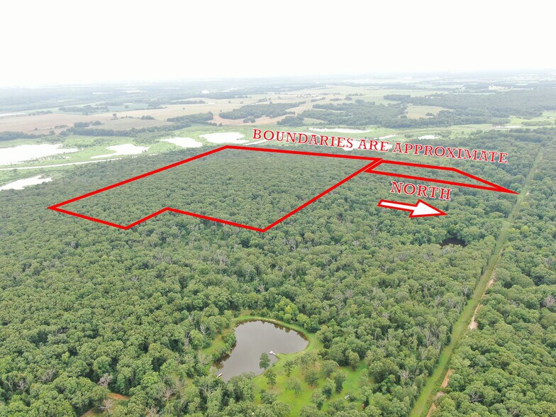 NW 50th Rd, Osceola, MO à vendre - Photo du bâtiment - Image 2 de 3