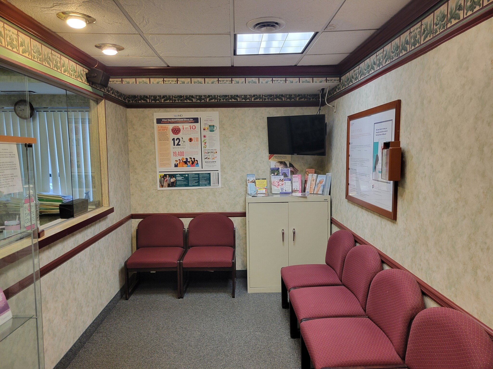 160 Commack Rd, Commack, NY for lease Interior Photo- Image 1 of 10