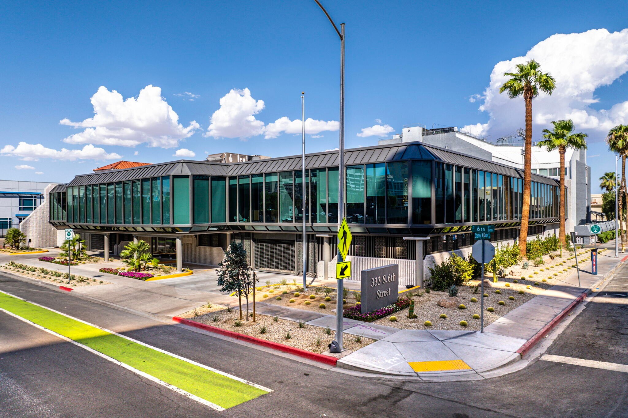 333 S 6th St, Las Vegas, NV for lease Building Photo- Image 1 of 17