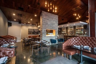 13359 Ventura Blvd, Sherman Oaks, CA for lease Interior Photo- Image 1 of 6