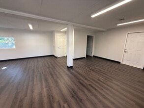 327 S Pearl St, Rocky Mount, NC for lease Interior Photo- Image 2 of 4