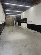 4861-4875 NE 12th Ave, Fort Lauderdale, FL for lease Interior Photo- Image 2 of 3