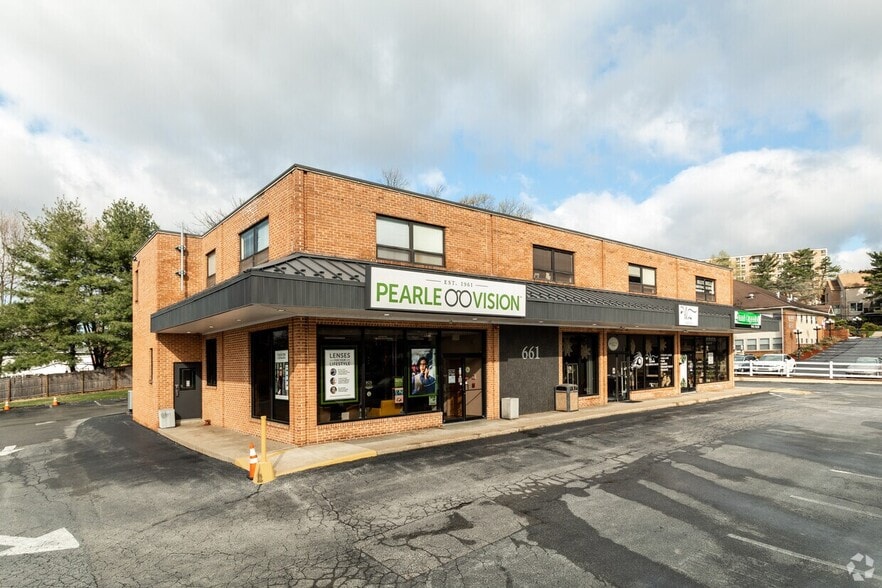661 W Germantown Pike, Plymouth Meeting, PA for sale - Building Photo - Image 3 of 11