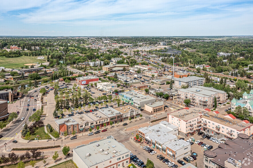 39 St Thomas St, St. Albert, AB à vendre - Aérien - Image 3 de 6