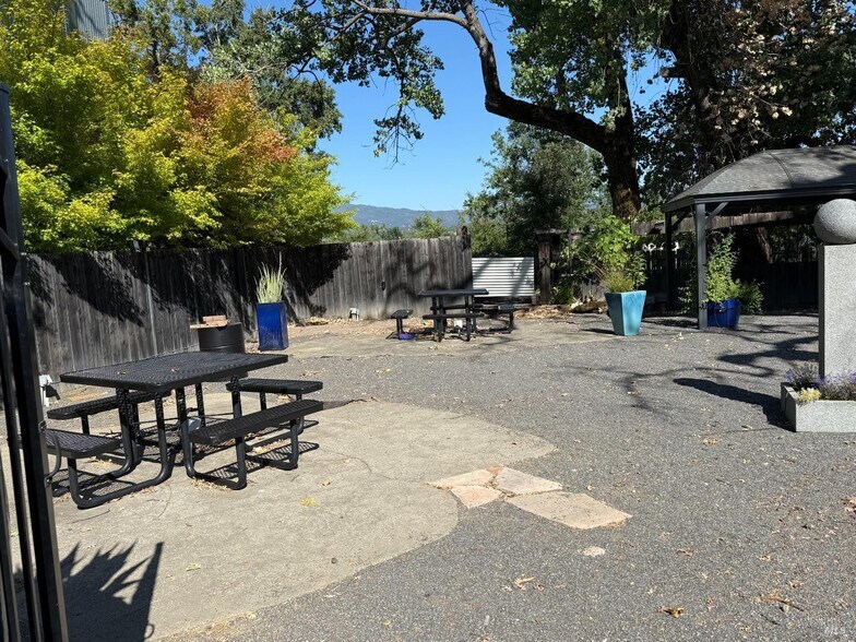 13281 US 101, Hopland, CA à vendre - Autre - Image 3 de 3