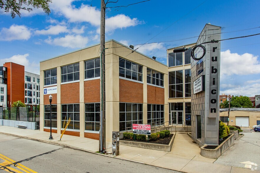 201 S Highland Ave, Pittsburgh, PA à vendre - Photo du bâtiment - Image 1 de 1