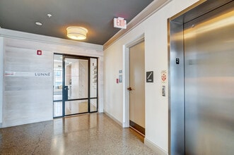 939 N High St, Columbus, OH for lease Interior Photo- Image 1 of 24