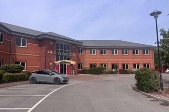 Rivermead Ct, Kenn à louer Photo du bâtiment- Image 2 de 3